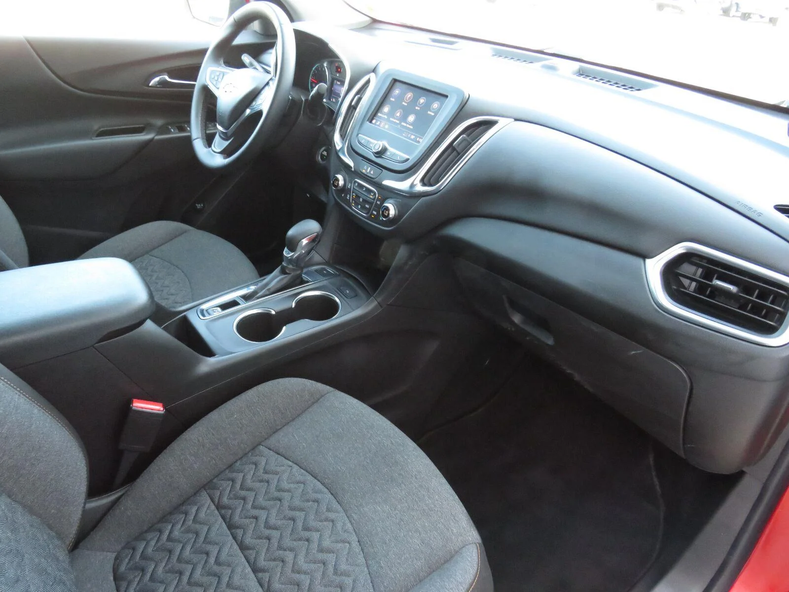 Used 2024 Radiant Red Tintcoat Chevrolet LT image 27
