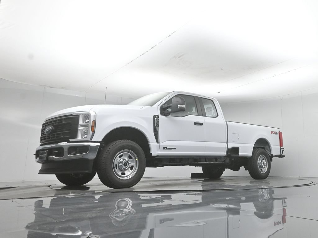 New 2026 Oxford White Ford XL image 42