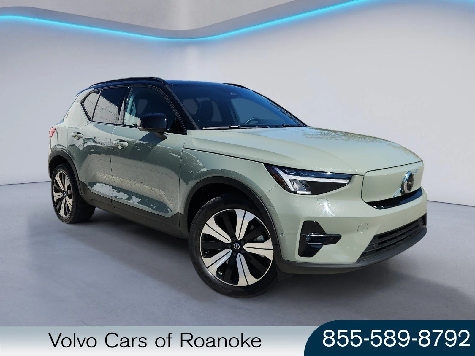 2023 Volvo XC40