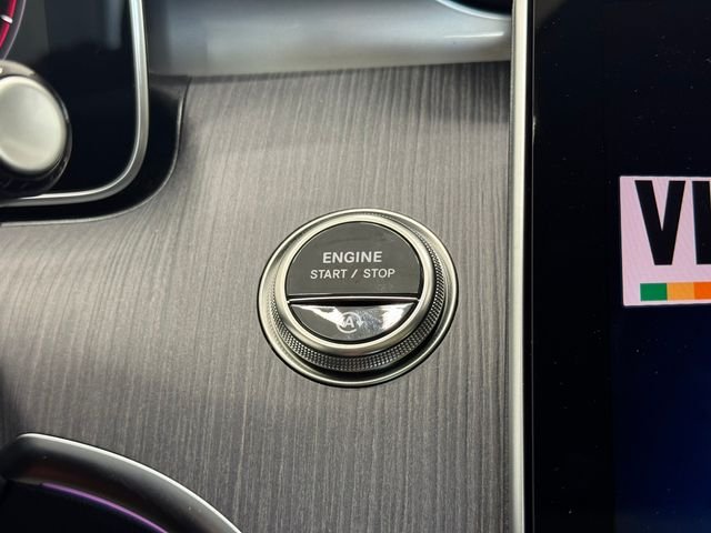 New 2026 MANUFAKTUR Alpine Grey Mercedes-Benz C 300 image 27