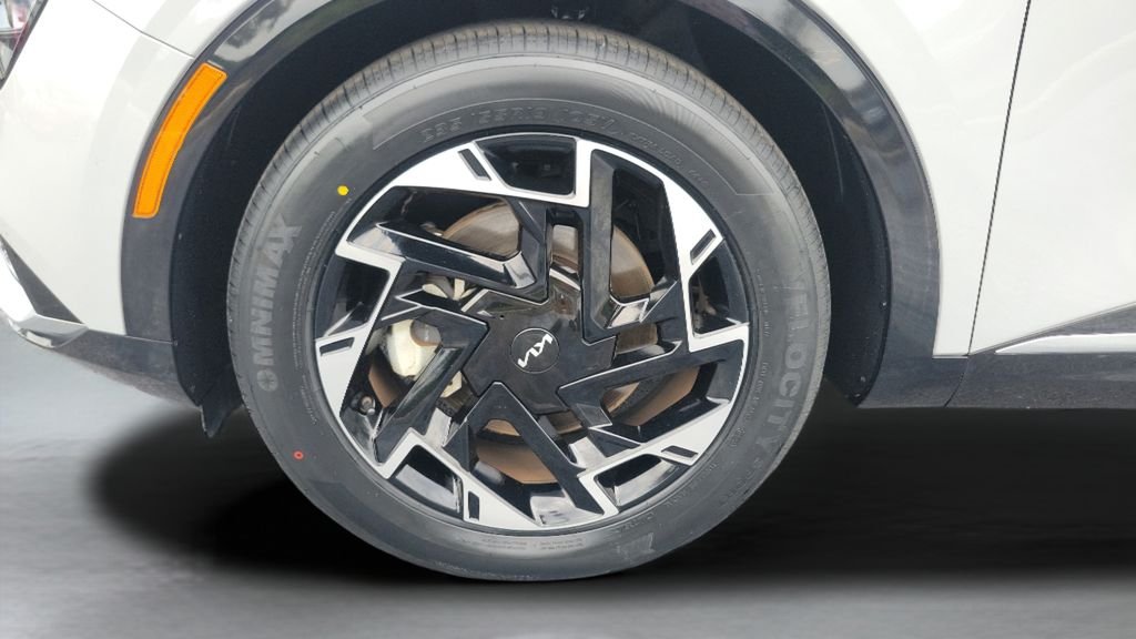 Used 2023 Gray Kia SX-Prestige image 29