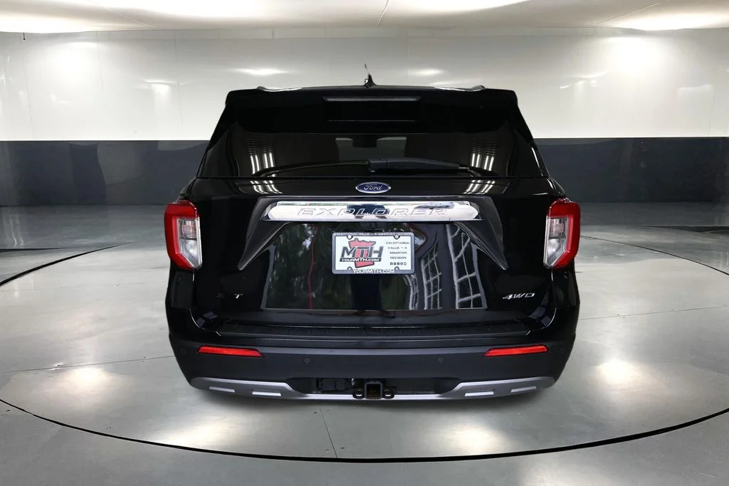 Used 2022 Black Ford XLT image 7