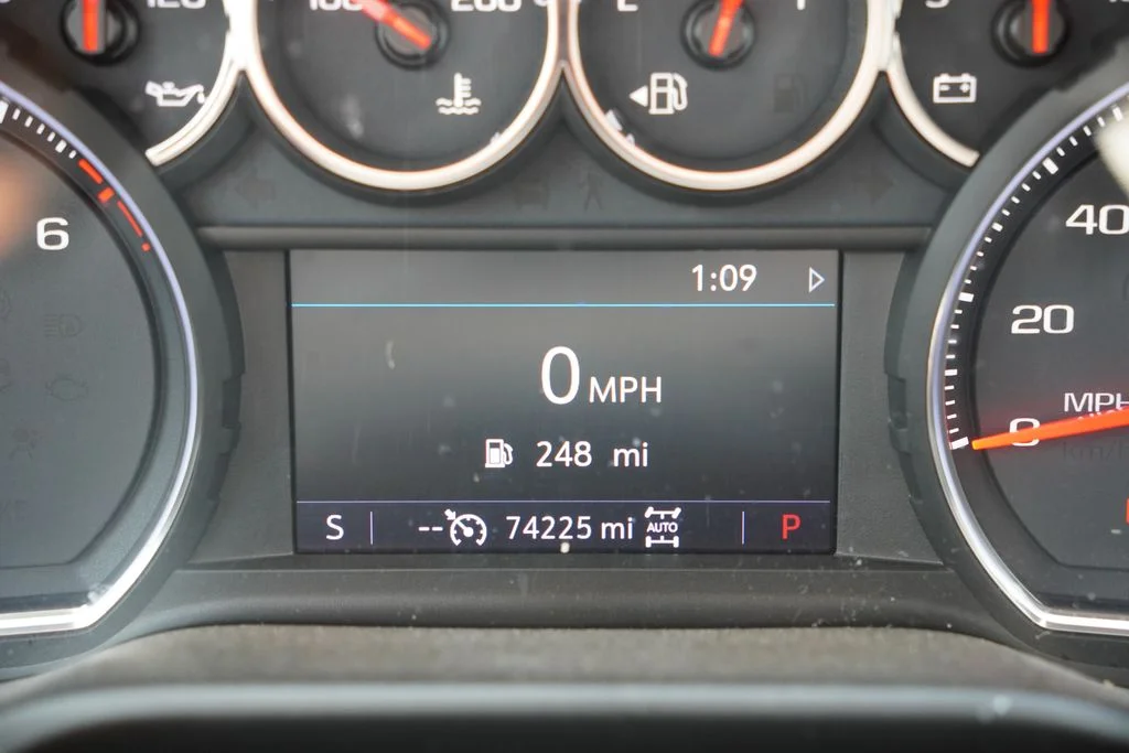 Used 2019 Summit White Chevrolet LT Trail Boss image 7