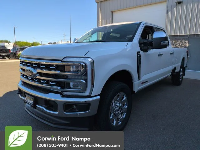 New 2026 Star White Metallic Tri-Coat Ford Lariat image 7