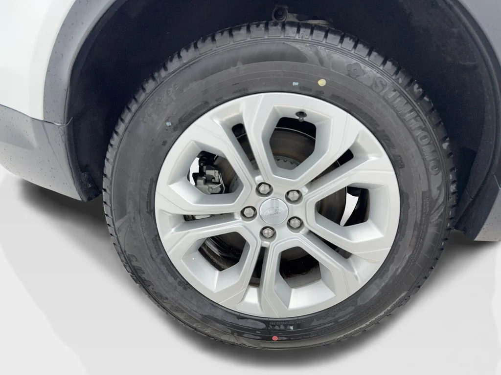 Used 2023 White Land Rover S image 14