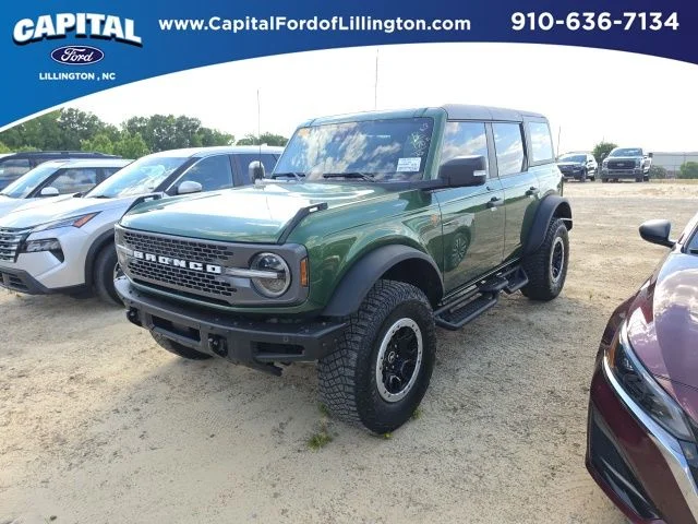Used 2022 Green Ford Badlands image 1