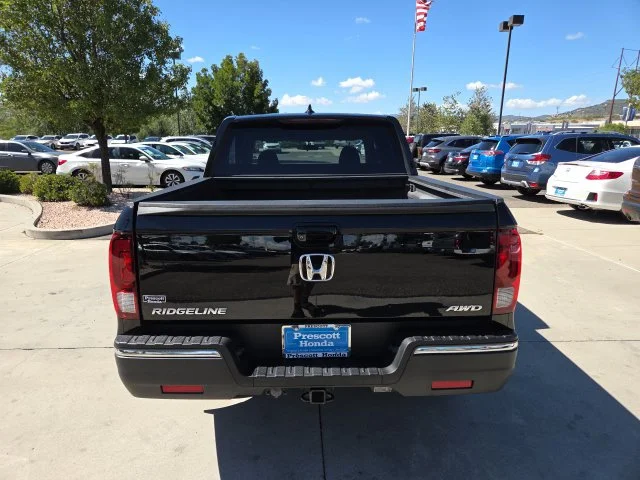 Used 2019  Honda Sport image 6