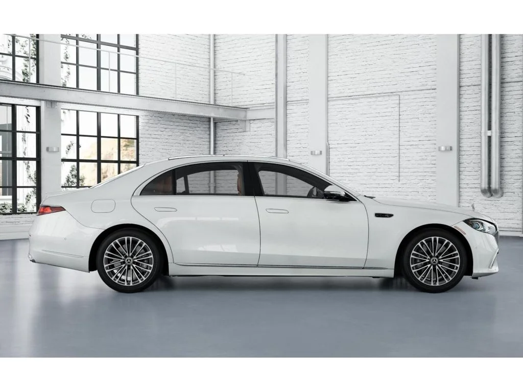 New 2027 White Mercedes-Benz S 580 image 2