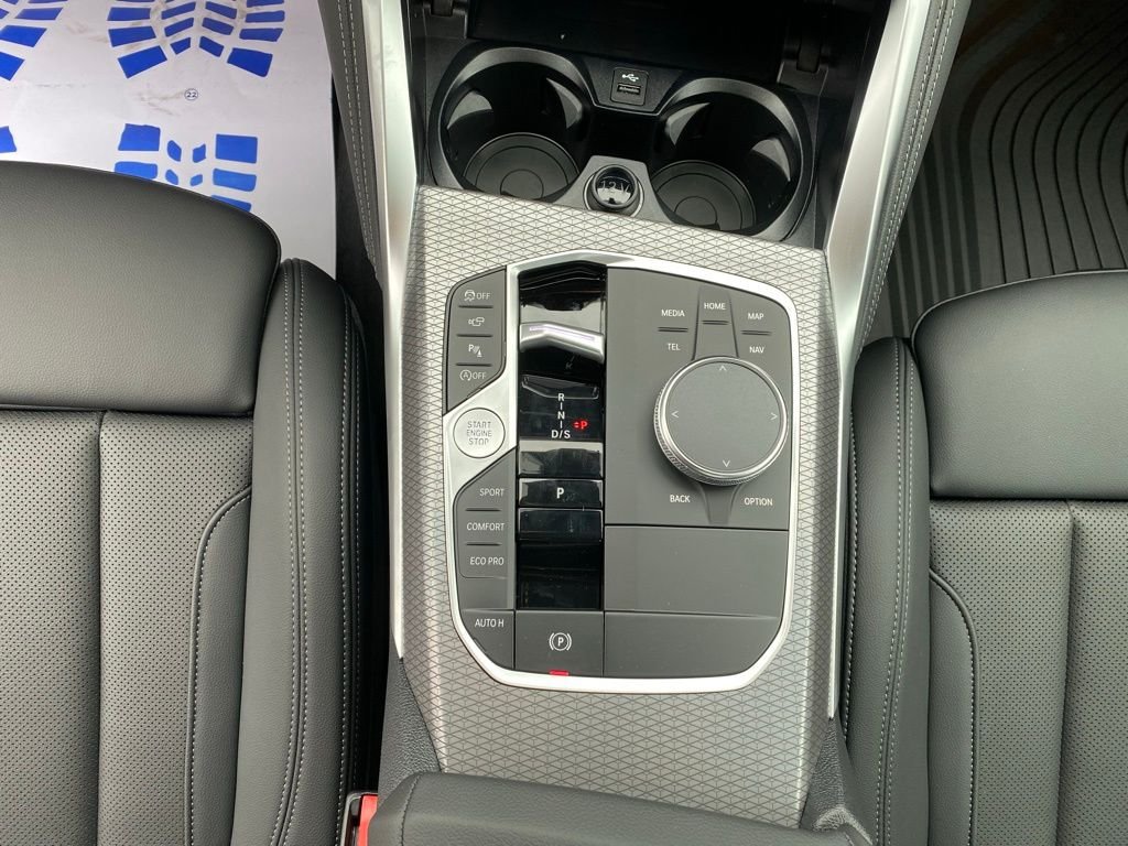 2026 BMW 4 Series M440i - Photo 8