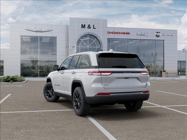 New 2026 Bright White Clear-Coat Exterior Paint Jeep Altitude image 4