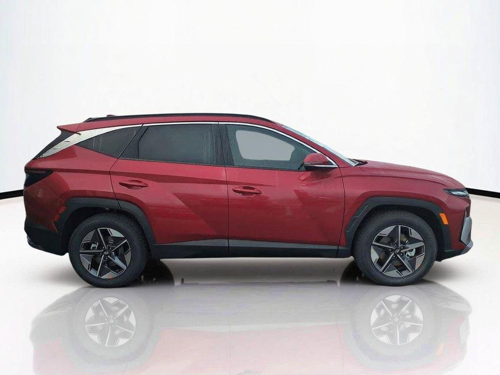 New 2026 Red Hyundai SEL Premium FWD image 4