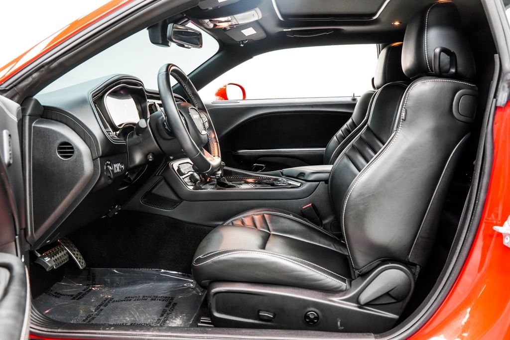 Used 2023 Red Dodge SRT Hellcat Jailbreak image 16