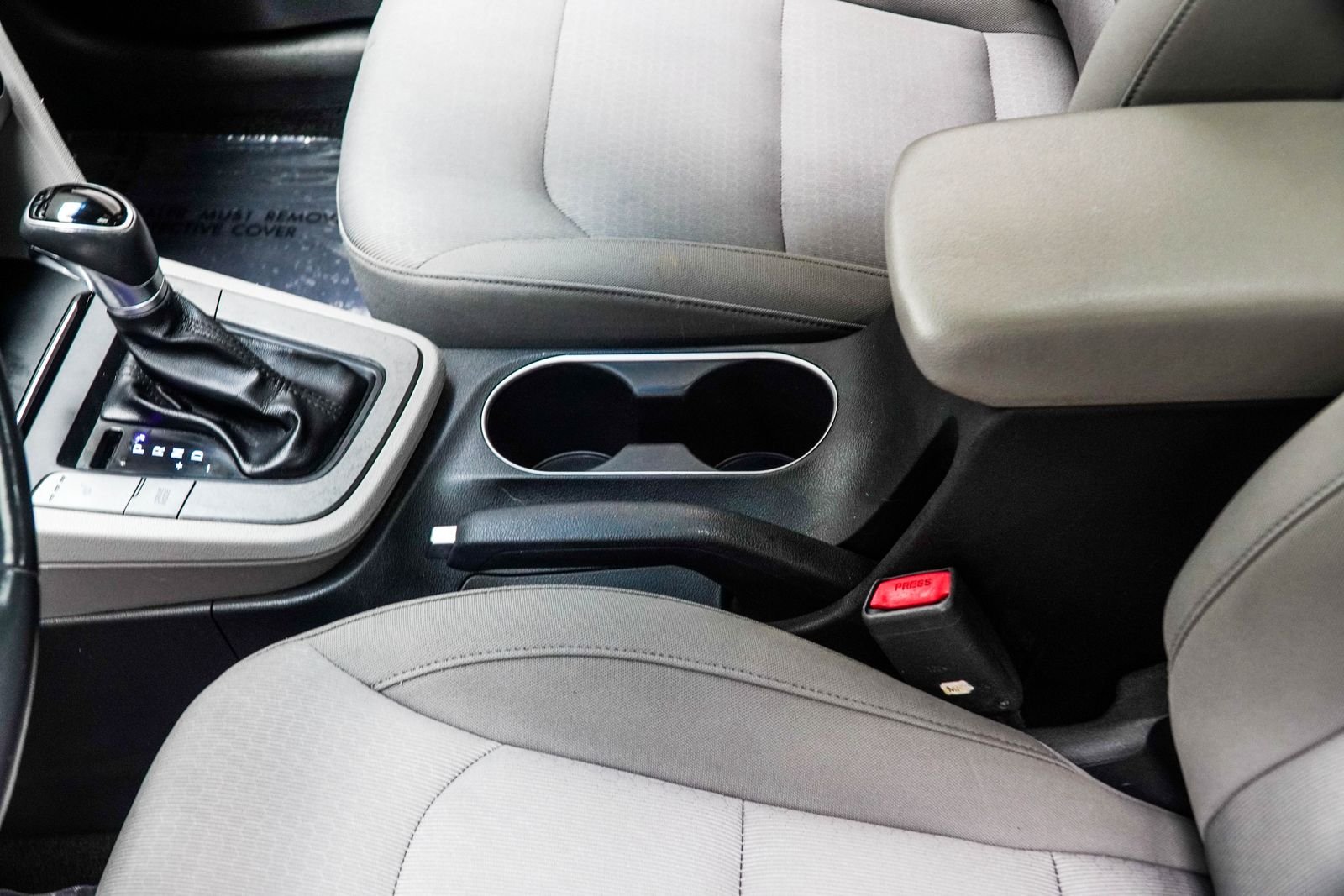 Used 2018 Gray Hyundai Value Edition image 19