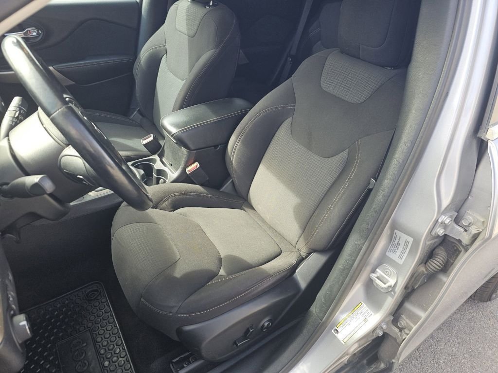 2017 Jeep Cherokee Latitude - Photo 6