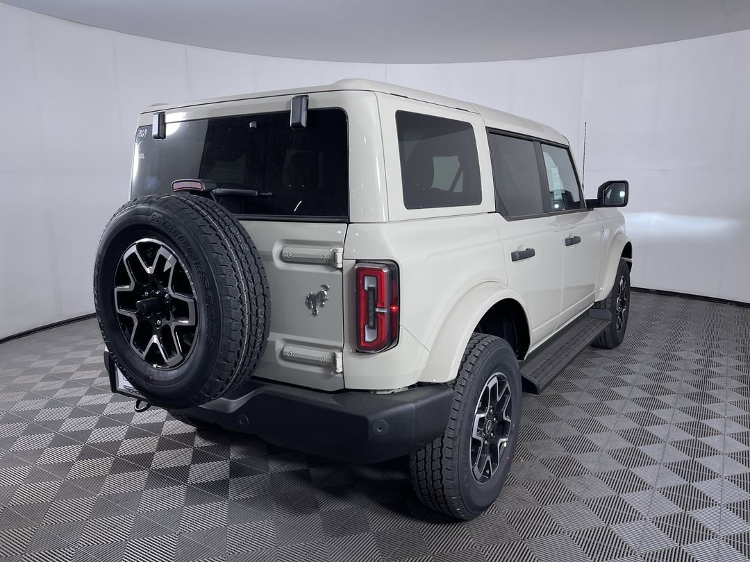 New 2026 Desert Sand Ford Outer Banks image 24