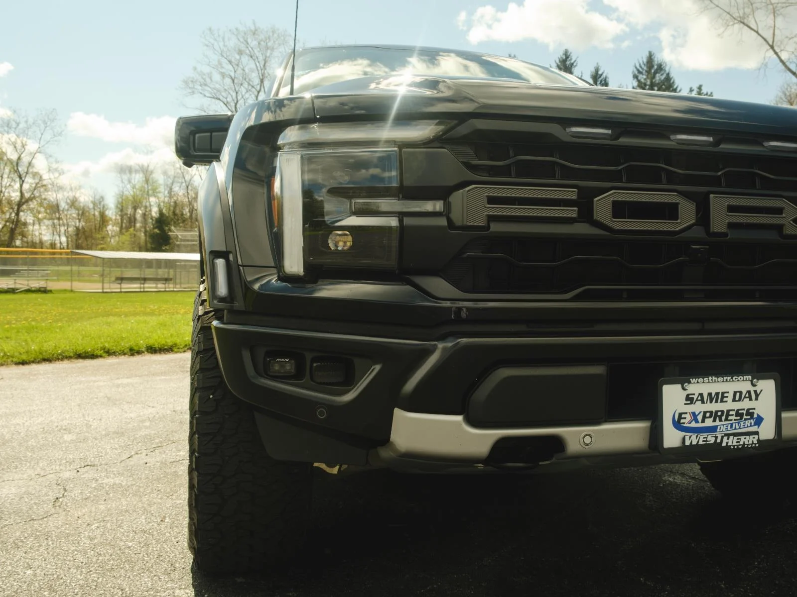 Certified Used 2025 Agate Black Metallic Ford Raptor image 4