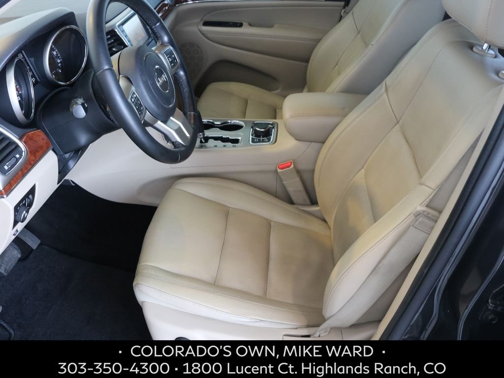 Used 2011 Gray Jeep Limited image 6