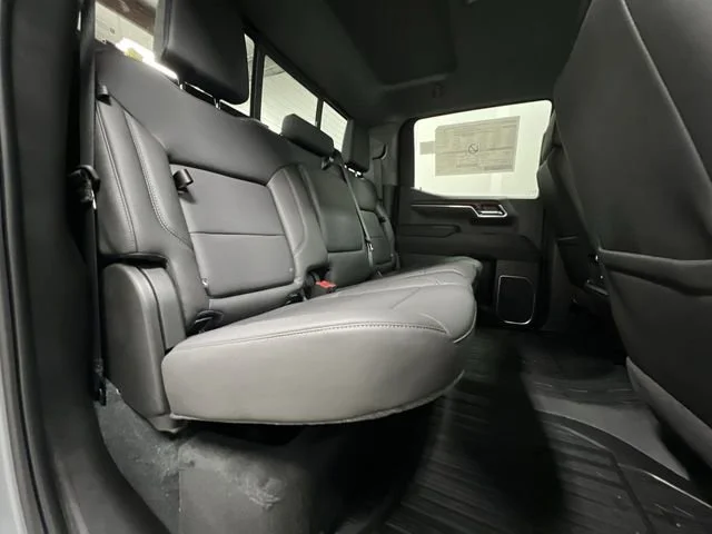 2026 GMC Sierra 1500 SLT - Photo 27
