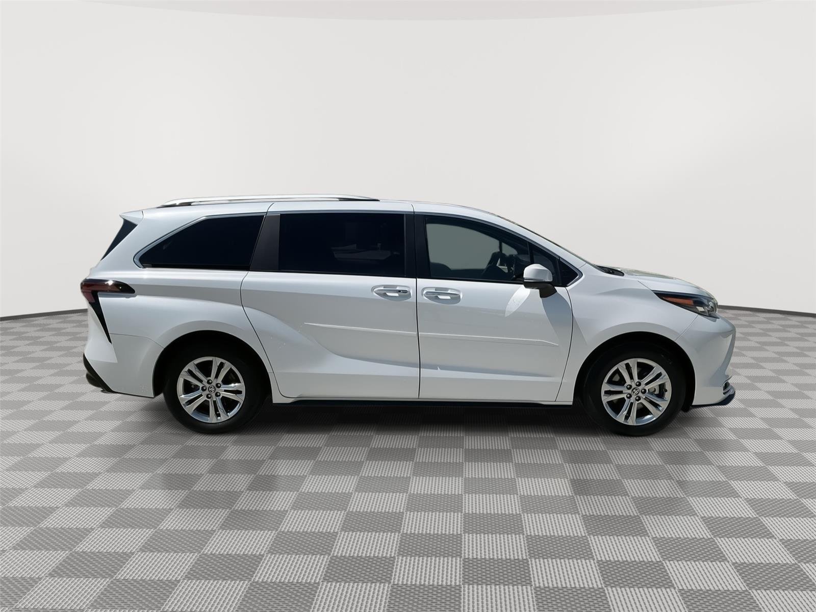 Certified Used 2024 Windchill Pearl Toyota Platinum image 30