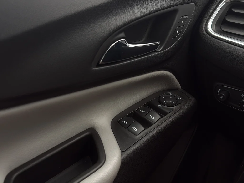 Used 2020 Pacific Blue Metallic Chevrolet LT image 11