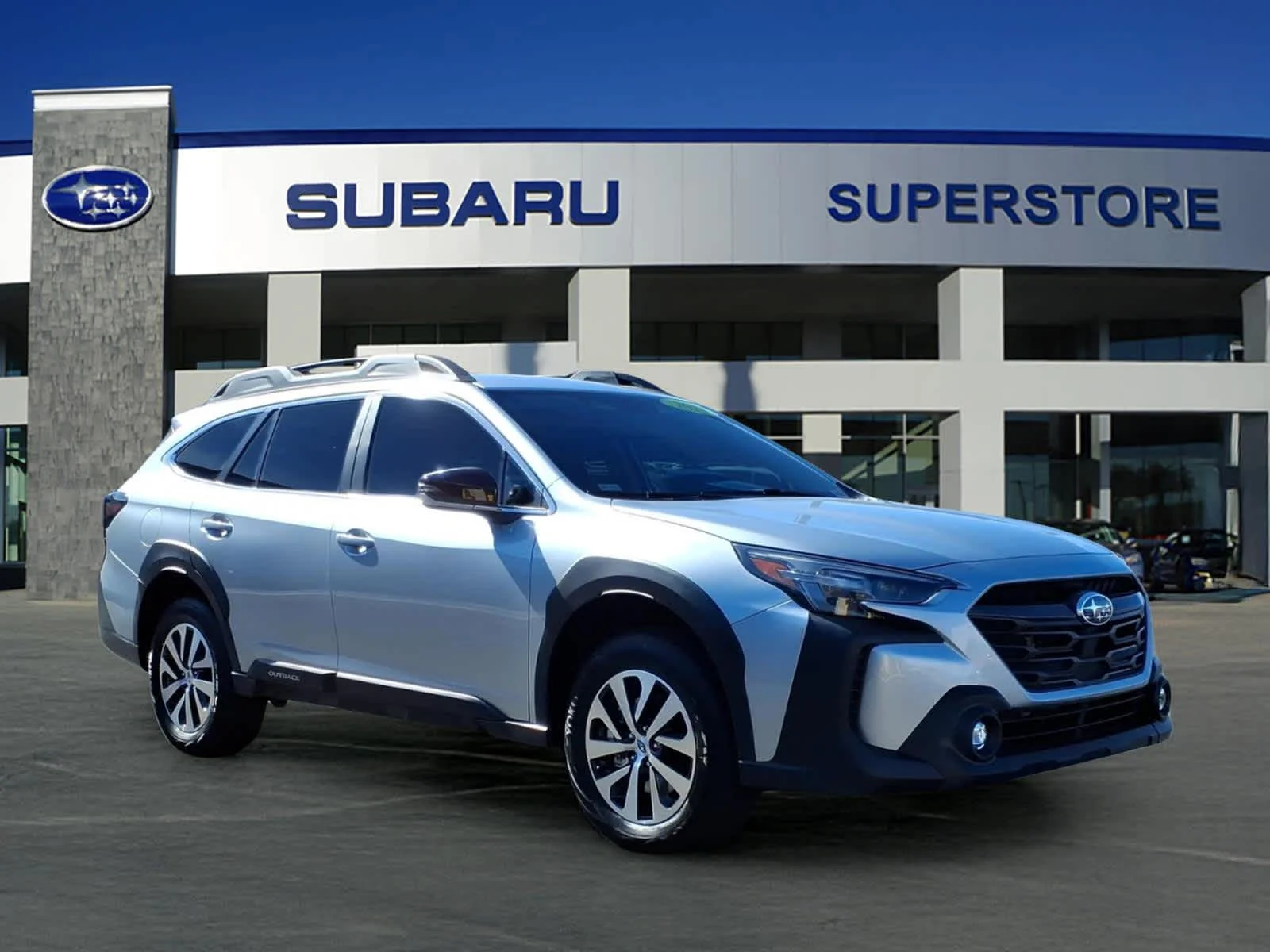 2025 Subaru Outback Premium's photo