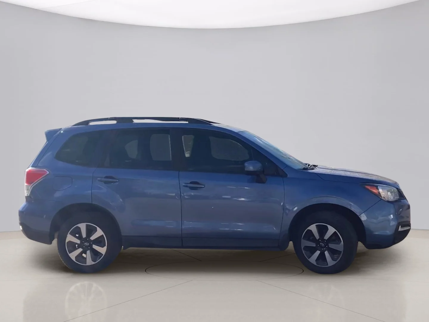 Used 2018 Blue Subaru 2.5I PREMIUM image 7