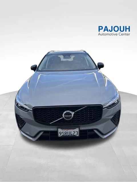 Used 2025 Gray Volvo T8 Ultra image 1
