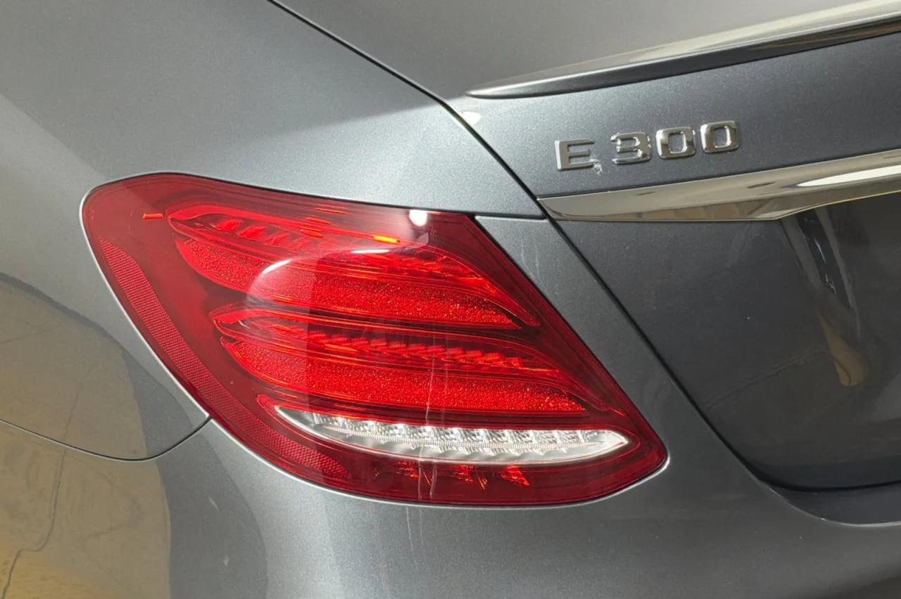 Used 2019 Selenite Grey Metallic Mercedes-Benz E 300 image 25