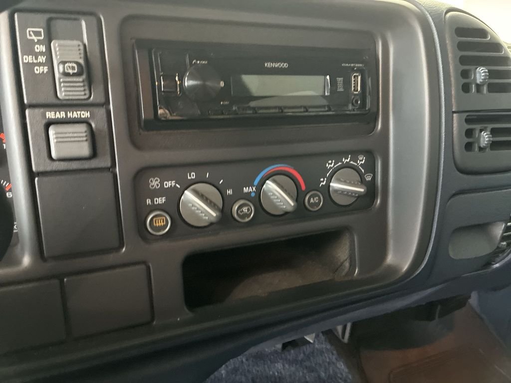 Used 1995 Blue Chevrolet Base image 16