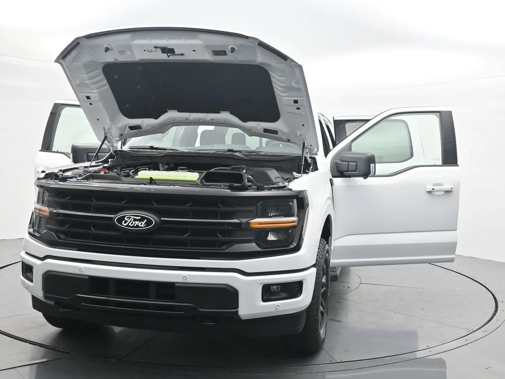 New 2026 Oxford White Ford XLT image 44