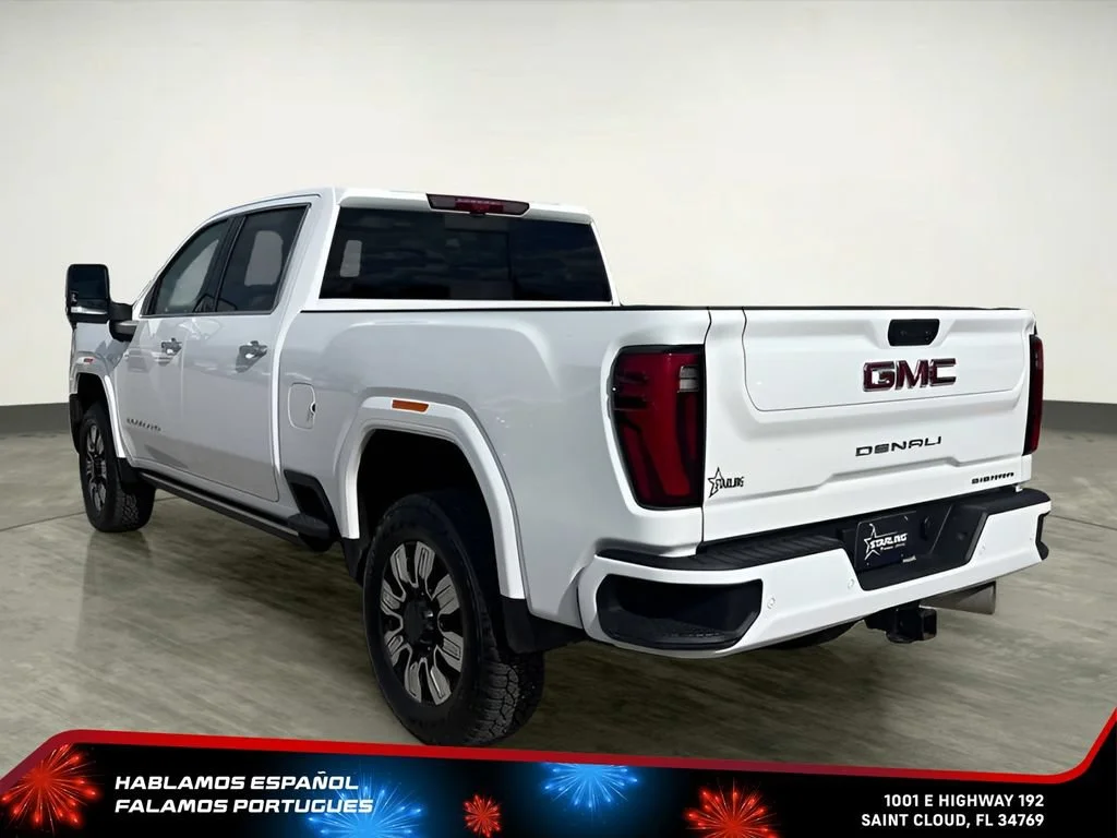 Used 2025 Summit White GMC Denali image 3