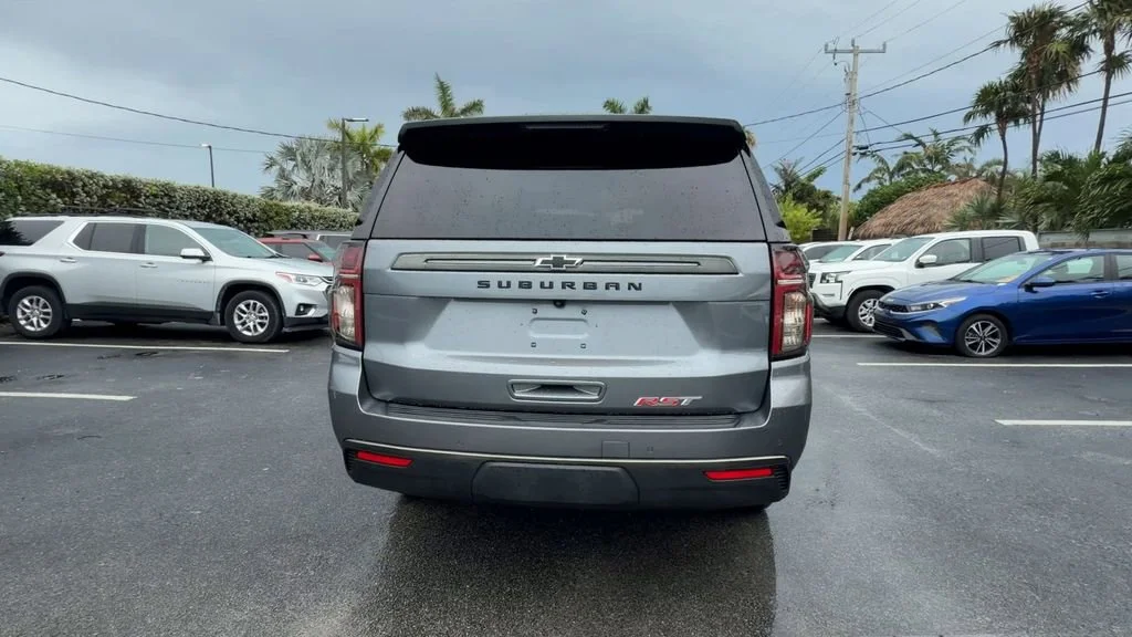 Used 2022 Satin Steel Metallic Chevrolet RST image 7