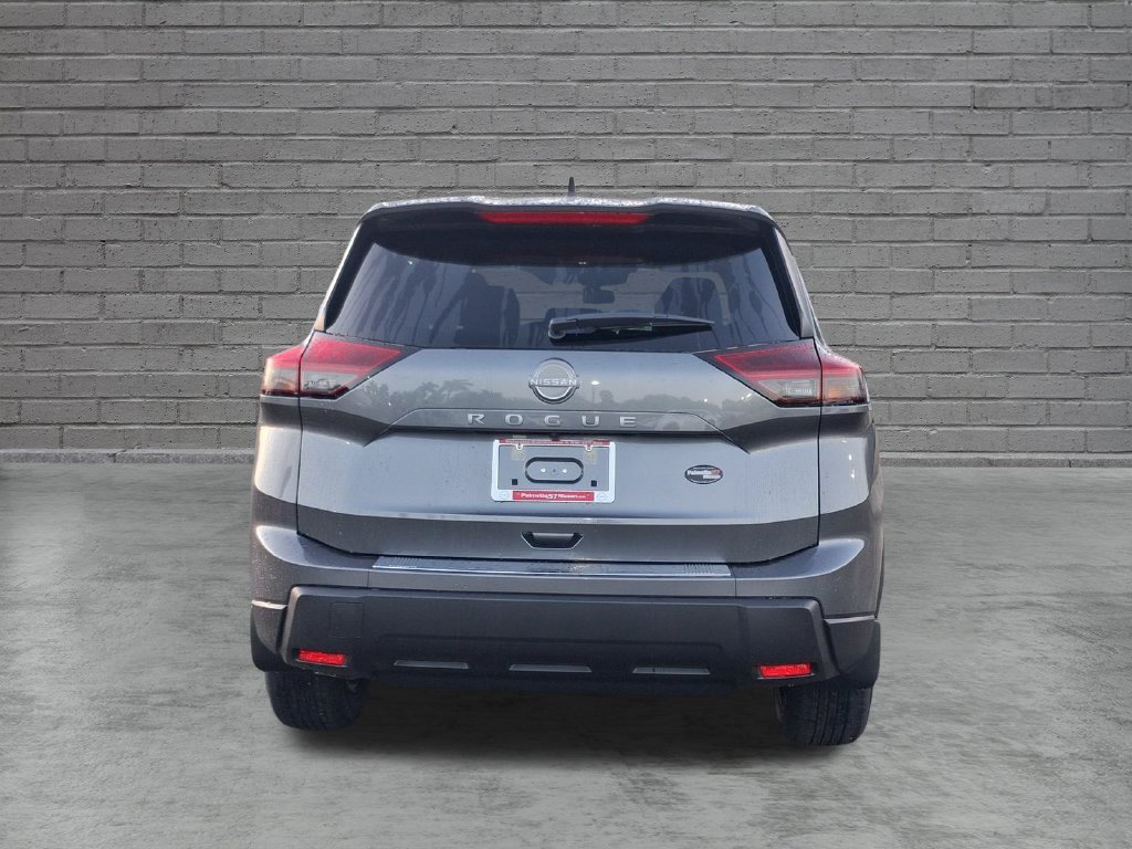 New 2027 Gray Nissan SV image 4