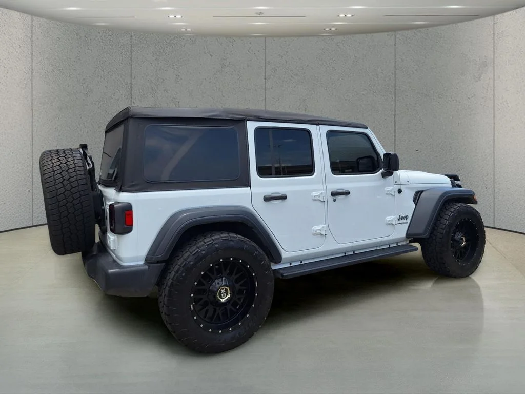 Used 2018 White Jeep Unlimited Sport S image 5