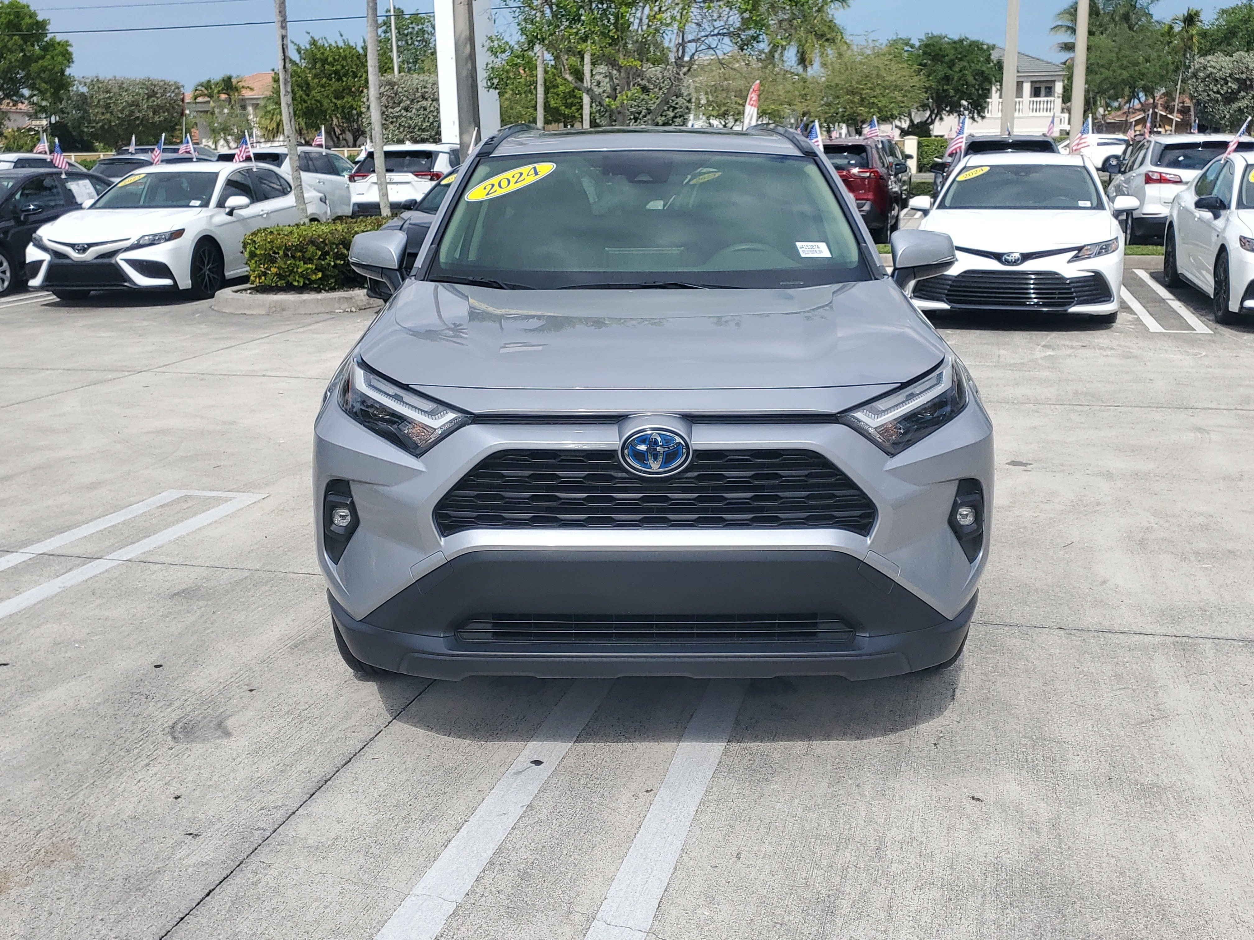 Certified Used 2024 Silver Sky Metallic Toyota Hybrid XLE Premium image 8