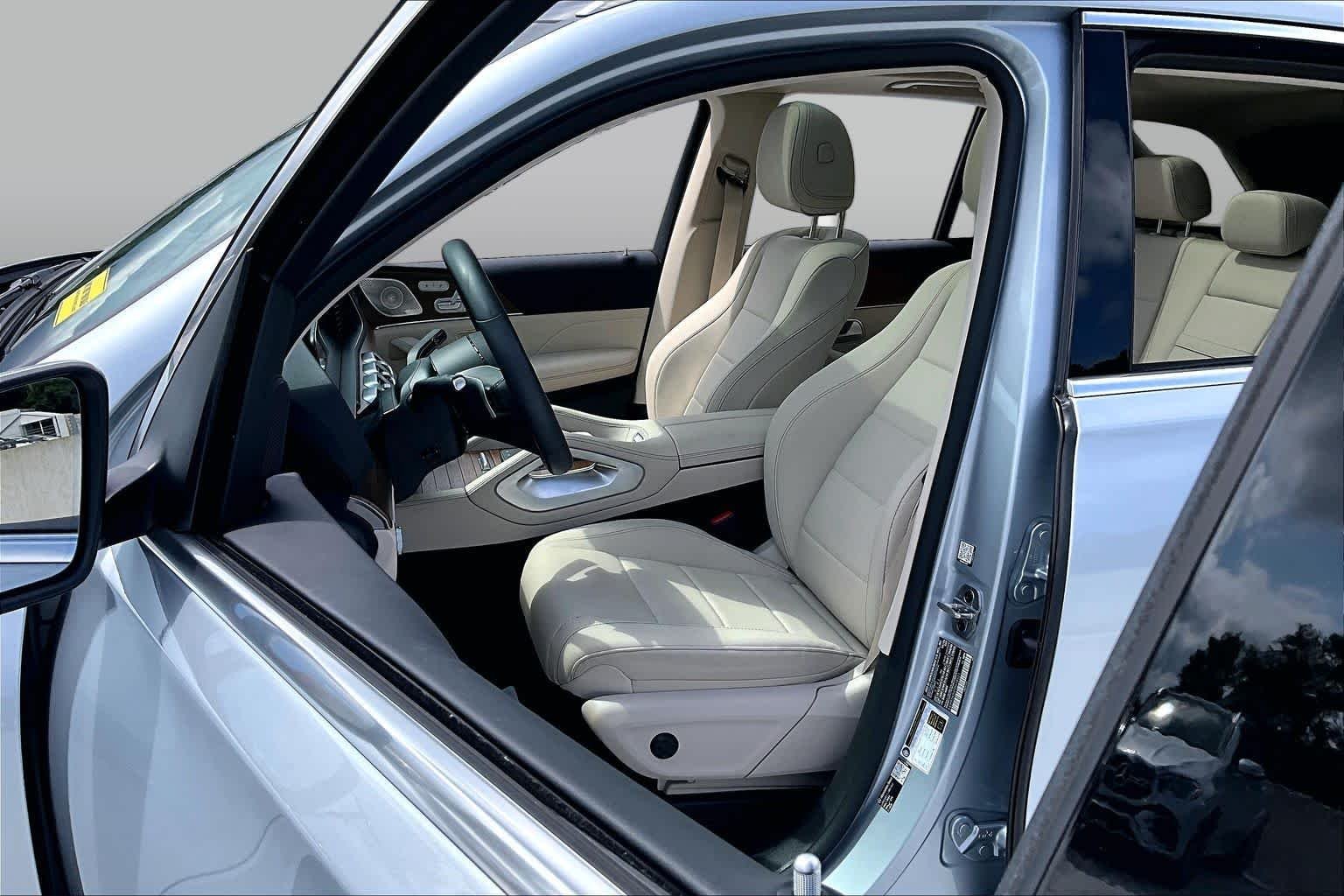Used 2026 Cirrus Silver Metallic Mercedes-Benz GLE 450 image 8
