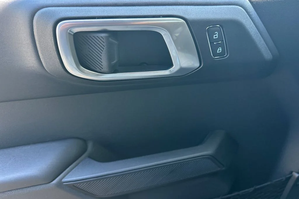 New 2026 Avalanche Ford Outer Banks® image 11