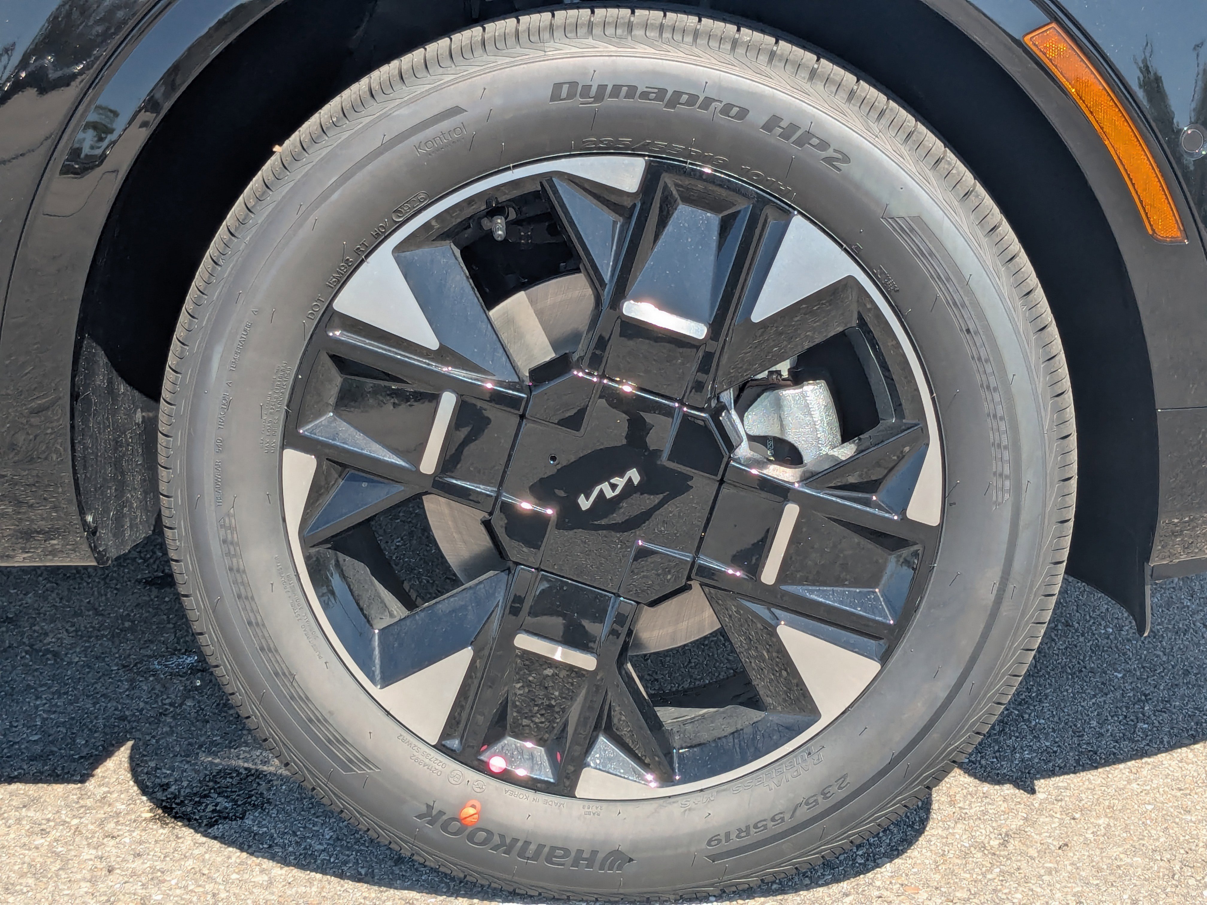 New 2026 Fusion Black Kia SX Prestige image 11