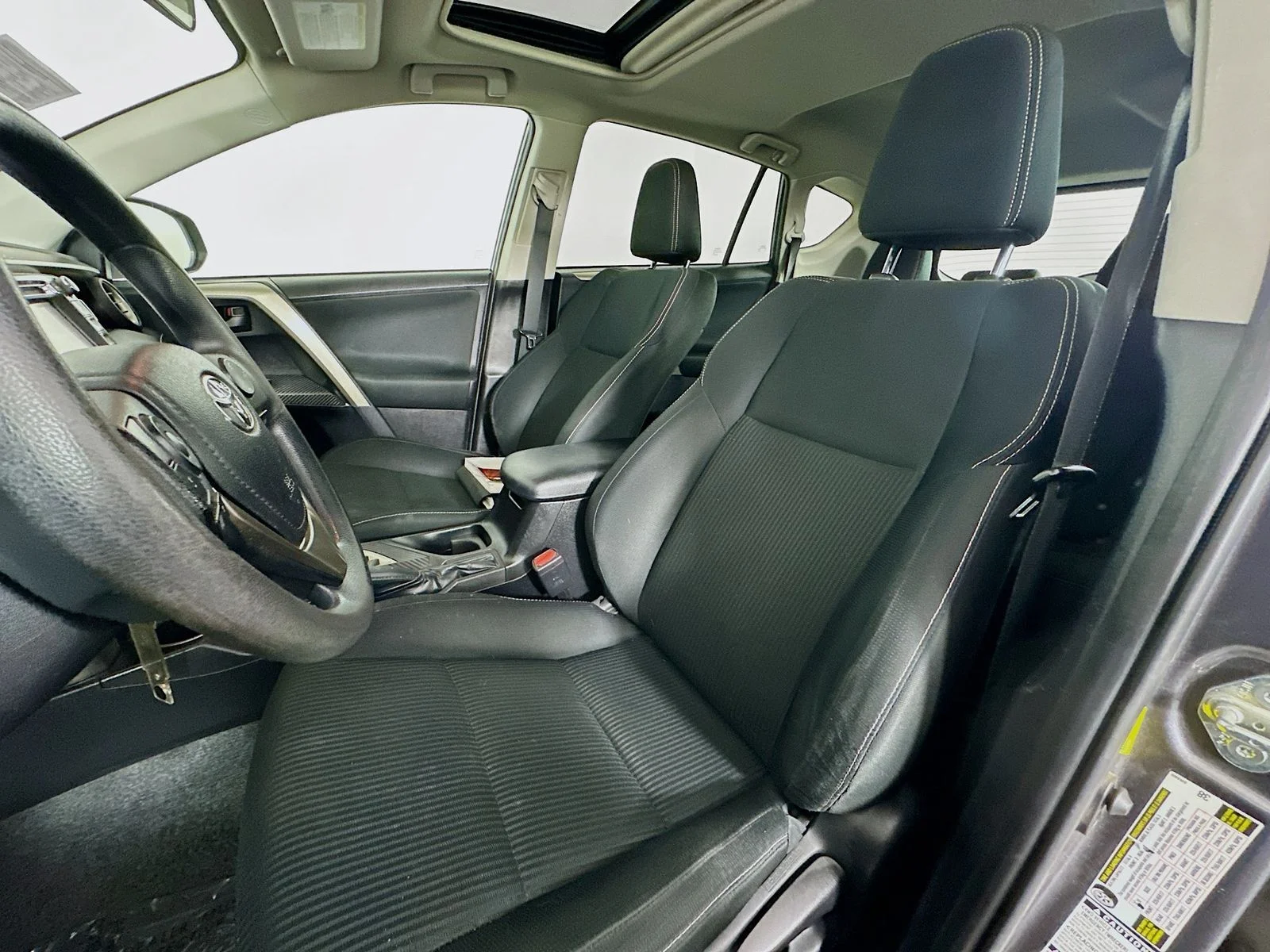 Used 2013 Gray Toyota XLE image 19
