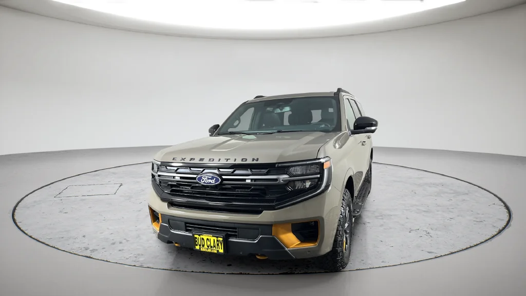 New 2027 Gray Ford Tremor image 2