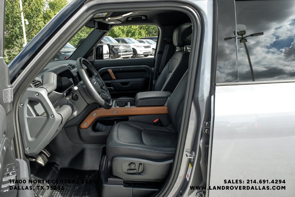 Certified Used 2024 Eiger Gray Metallic Land Rover X image 40