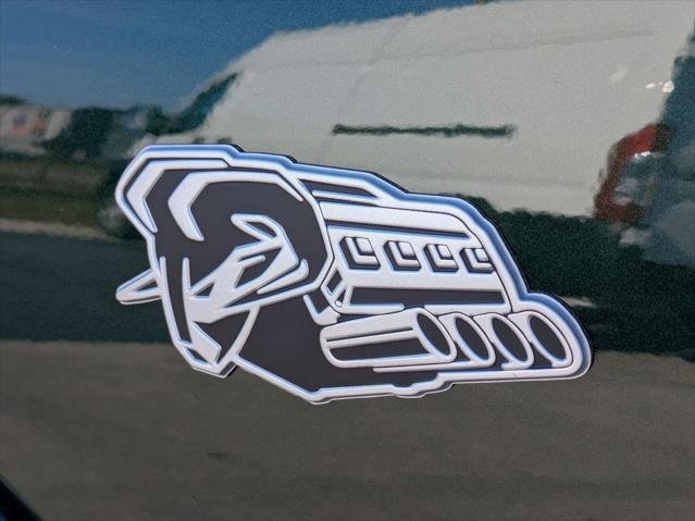New 2026 Serrano-Green Metallic Exterior Paint RAM BIG HORN image 9