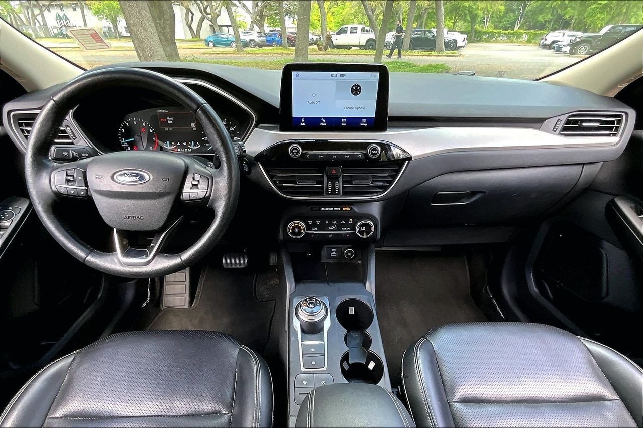 Used 2020 Gray Ford SEL image 7