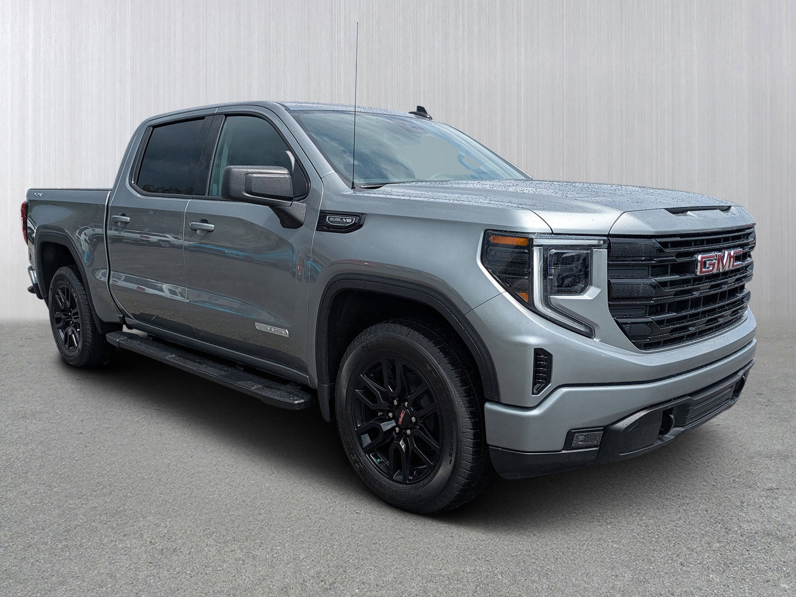 2026 GMC Sierra 4WD Crew Cab Short Box Elevation's photo