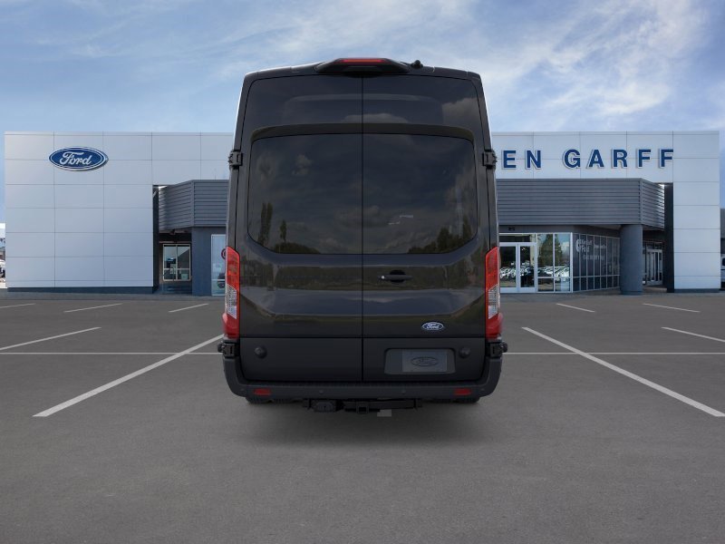 New 2026 Agate Black Metallic Ford XLT image 5