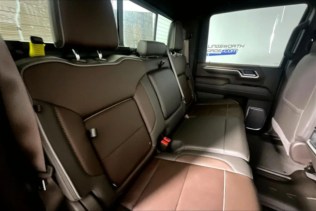 Used 2024 Redwood Metallic GMC Denali image 22