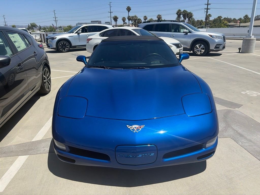 Used 2003 Electron Blue Metallic Chevrolet Base image 3