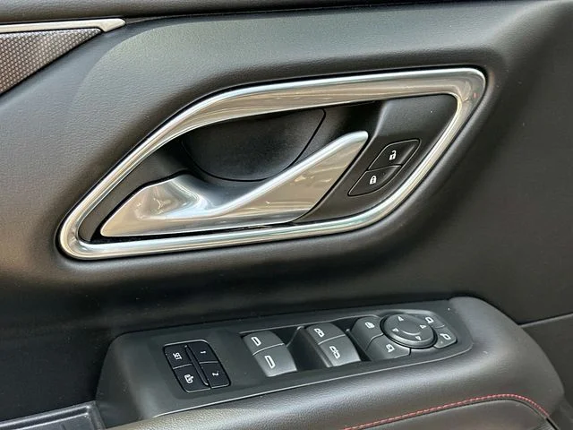 Used 2022 Gray Chevrolet RST image 17