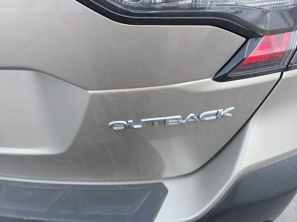 Used 2020 Tungsten Metallic Subaru Premium image 4