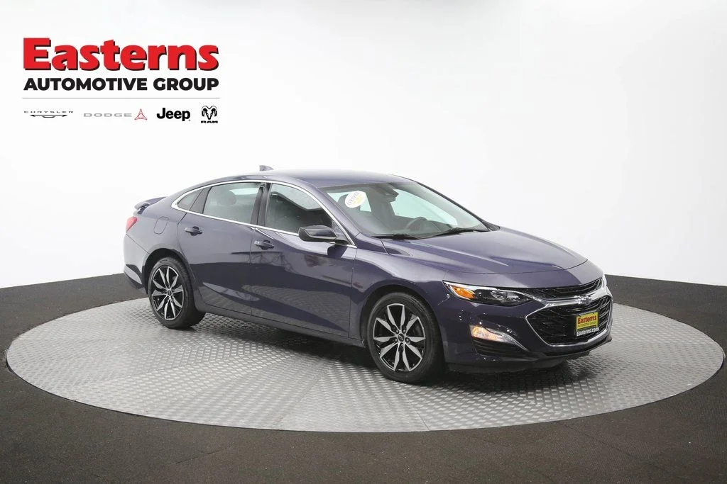 Used 2025 Black Chevrolet RS image 48